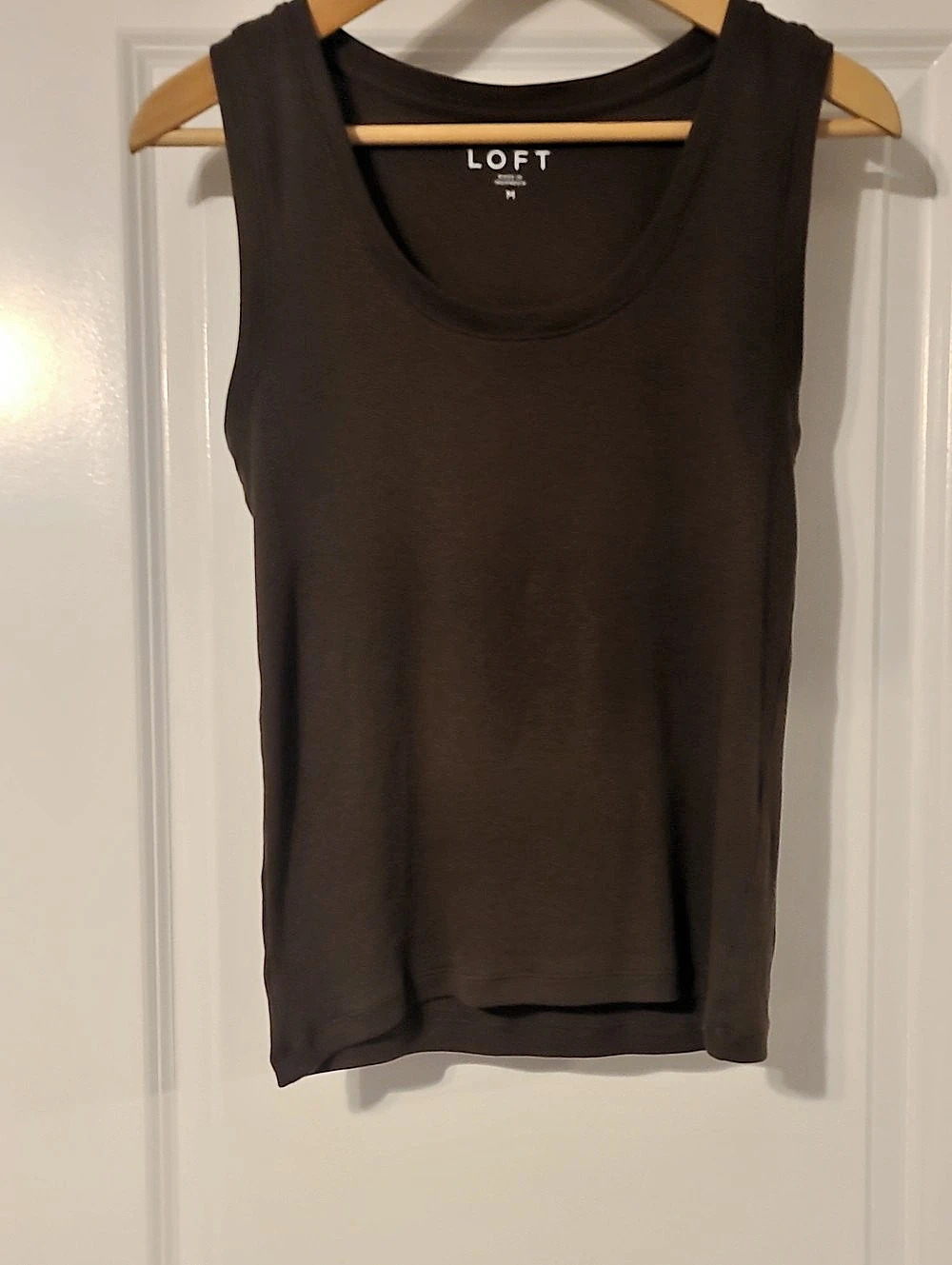 LOFT Scoop Neck Tank Top in Brown Size Medium Like New